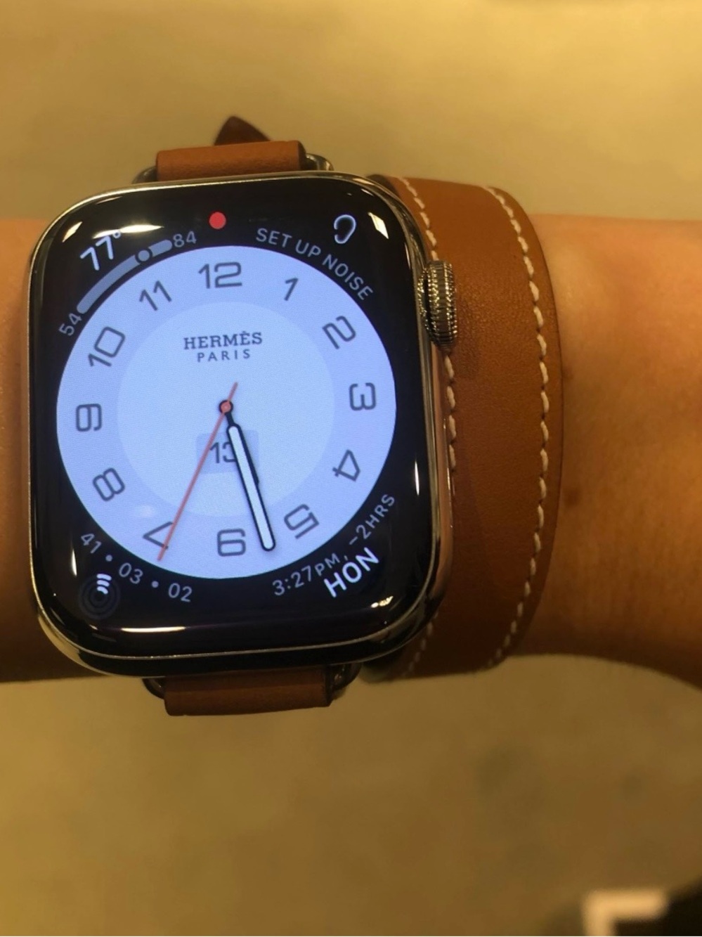 Hermes Apple Watch Series 7
With orange and wrap around band
Gently worn - Picture 9 of 10